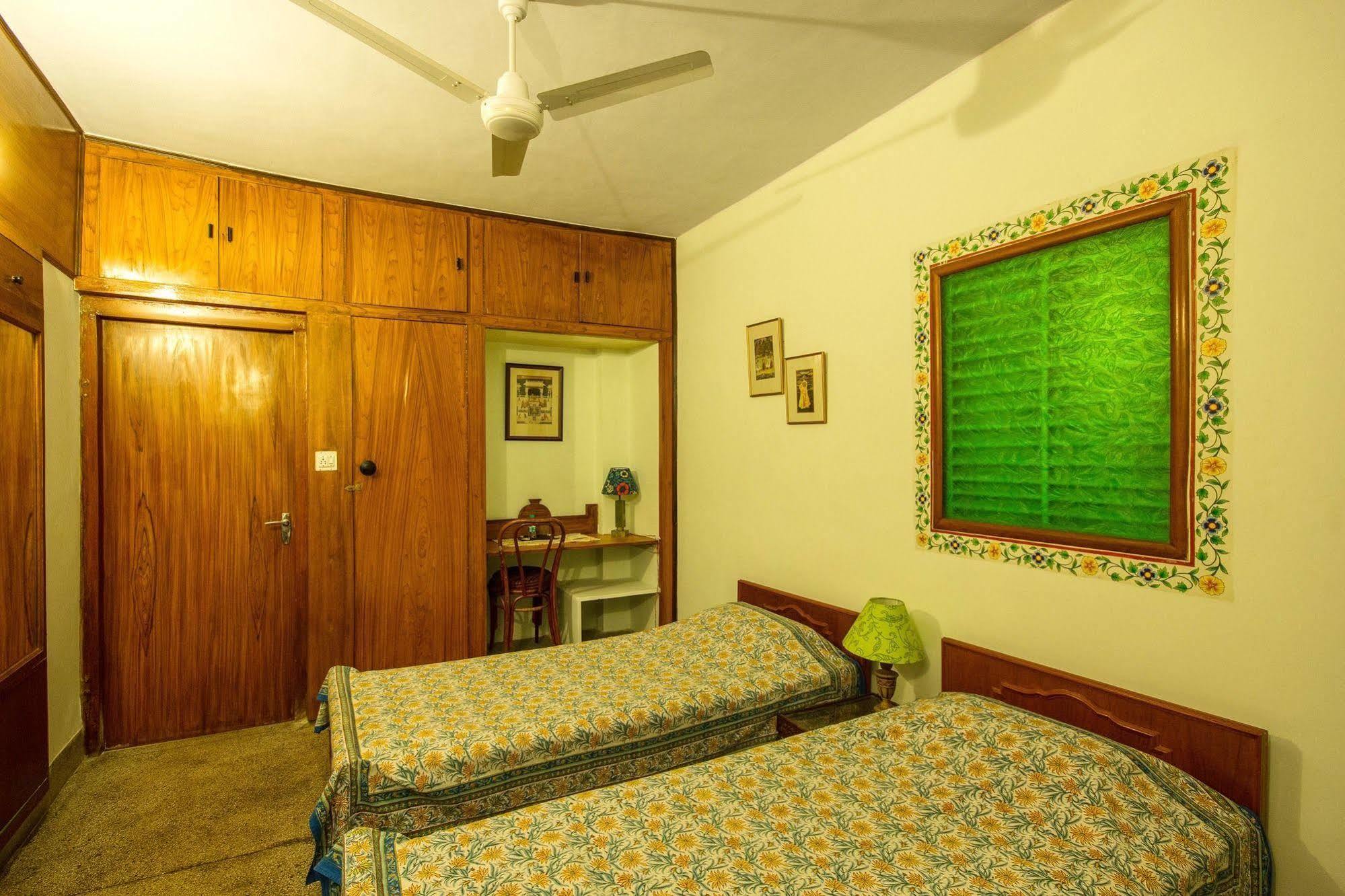 Rawla Rawatsar Hotel